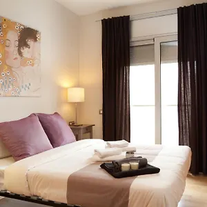 Mar Bella Apartman